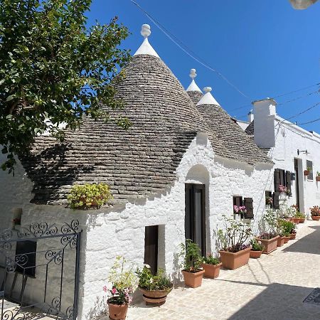 Willa Trullo "Vicolo Fiorito" Alberobello Zewnętrze zdjęcie