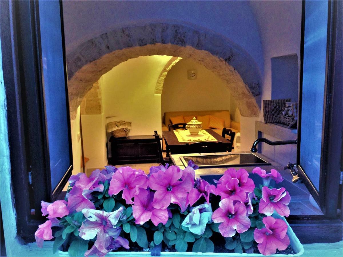 Willa Trullo "Vicolo Fiorito" Alberobello Zewnętrze zdjęcie