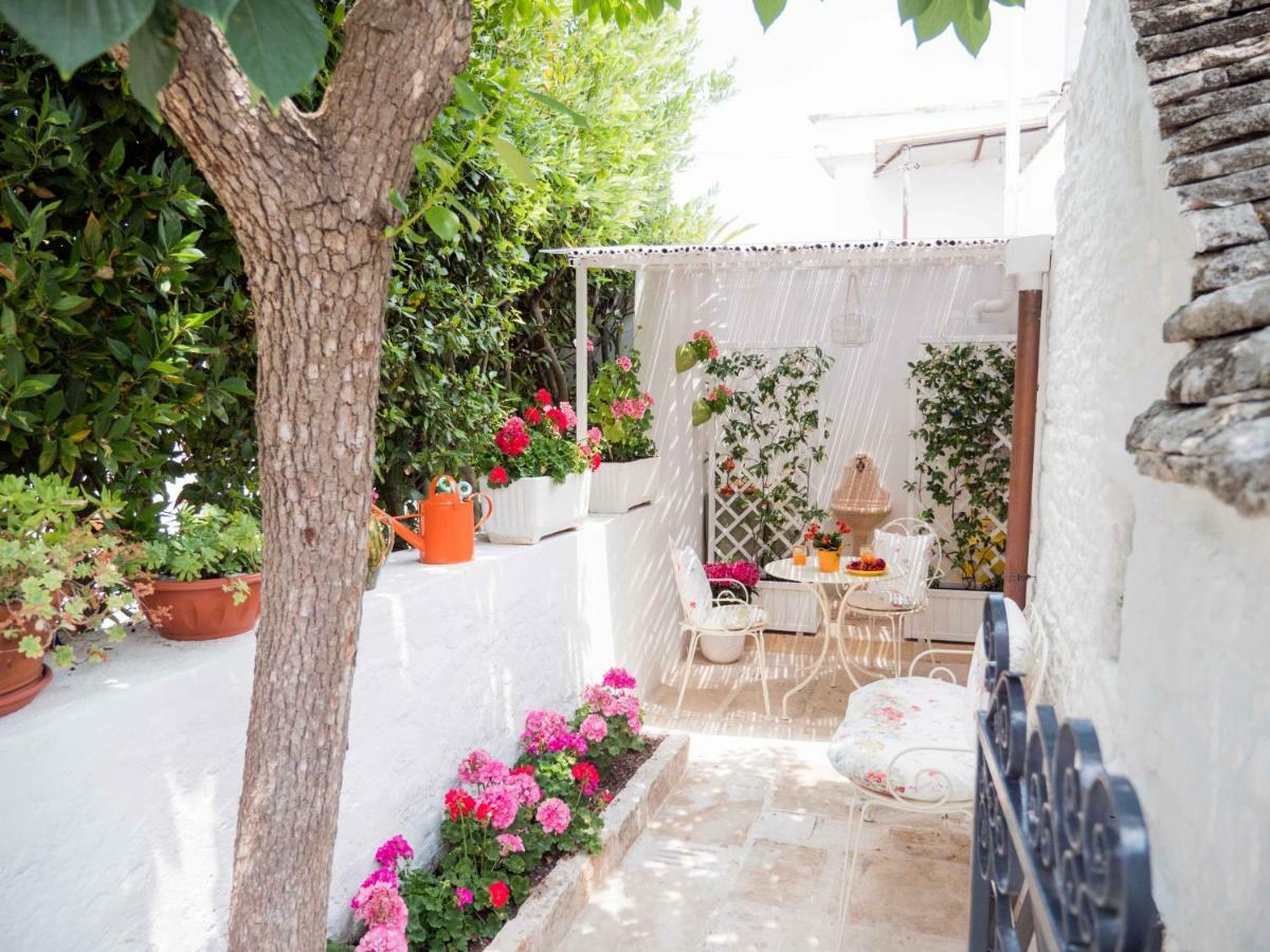Willa Trullo "Vicolo Fiorito" Alberobello Zewnętrze zdjęcie